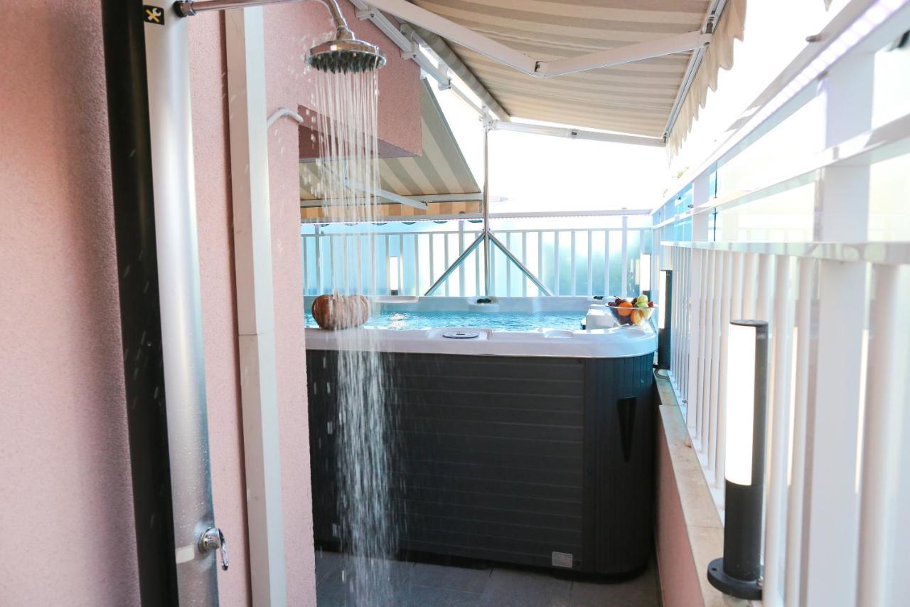 Apartment Rose Pool Comfort Дубровник Екстериор снимка