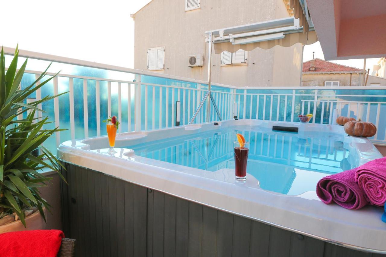 Apartment Rose Pool Comfort Дубровник Екстериор снимка